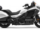 Honda GL 1800 Gold Wing F6B Delux